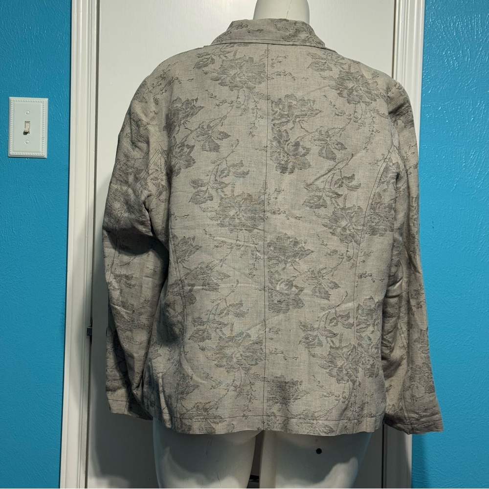 Coldwater Creek Gray one button Blazer with unique floral Pattern 2 pockets 2X - Picture 7 of 16